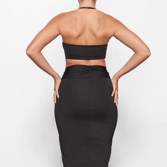 NWT SKIMS Signature Swim Bandeau Bikini Swim Black Onyx Swim Top M - Picture 6 of 9